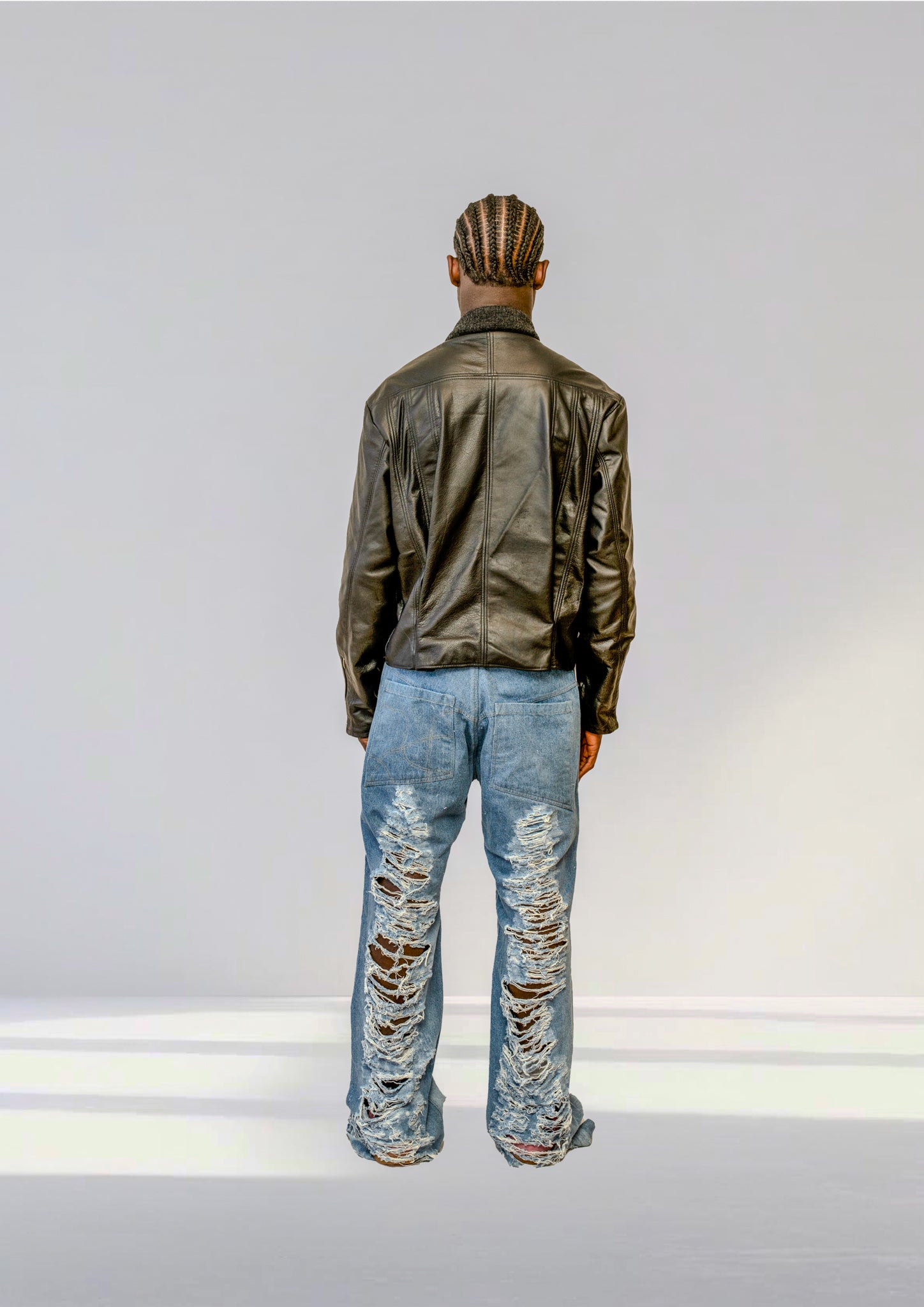 BLACK LEATHER JACKET